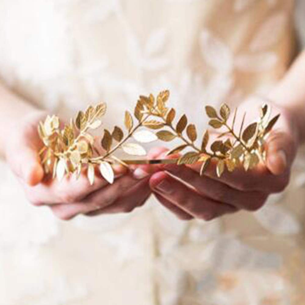 Chargances bridal accessory shines under lights for prom and evening events.