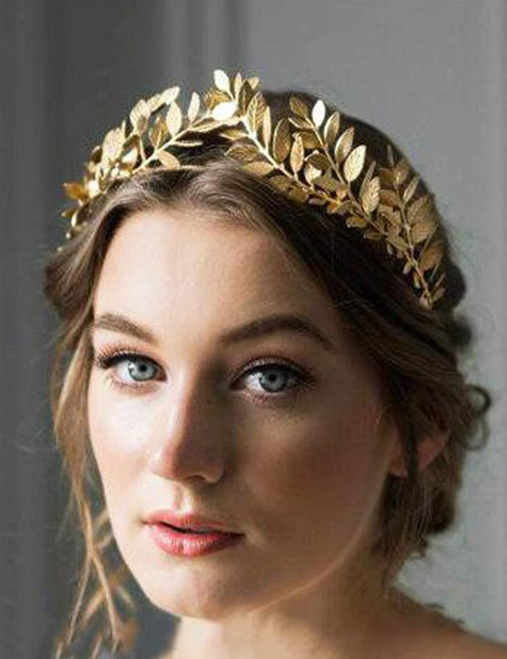 Chargances prom cosplay gold leaf crown offers a statement finish for photoshoots.