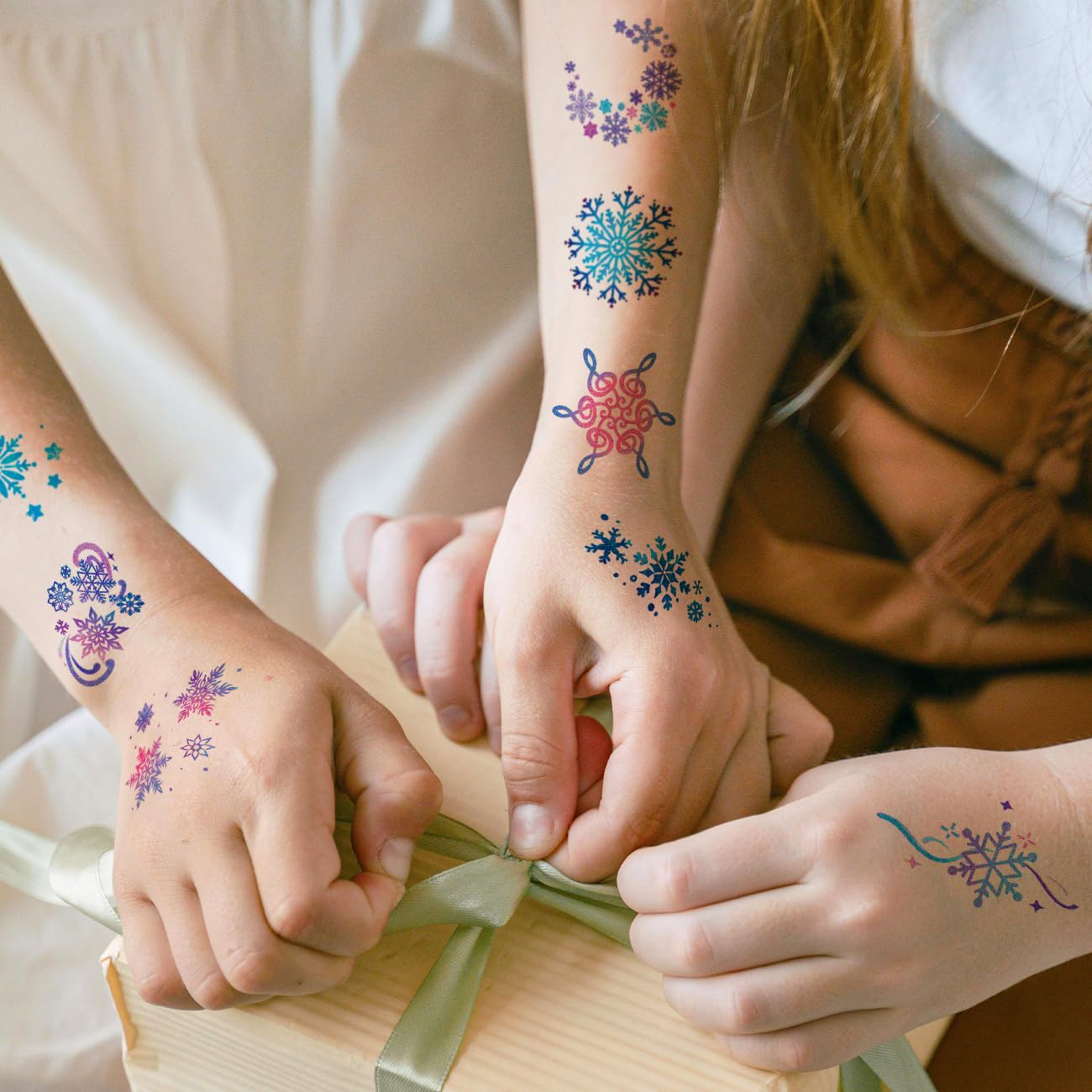 CHARLENT removable tattoos wash off easily with soap or olive oil.