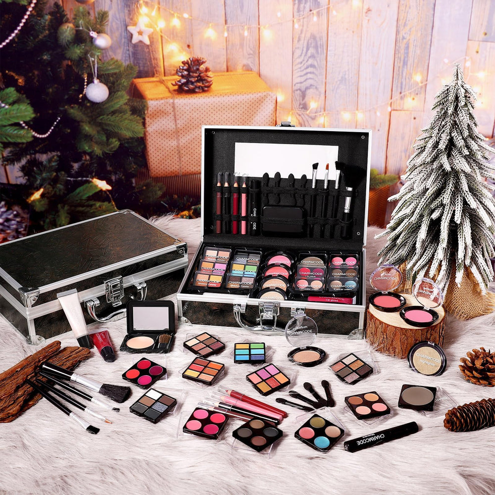 CHARMCODE makeup kit train case open layout highlights easy access to brushes and palettes on the go.