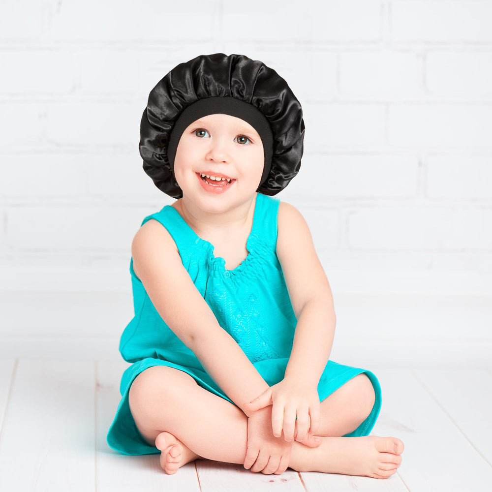 Choshion kids satin bonnet elastic band close-up shows secure sleep fit