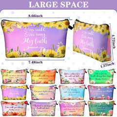Chunful large-capacity makeup bag interior—stores lipstick, brushes, and essentials