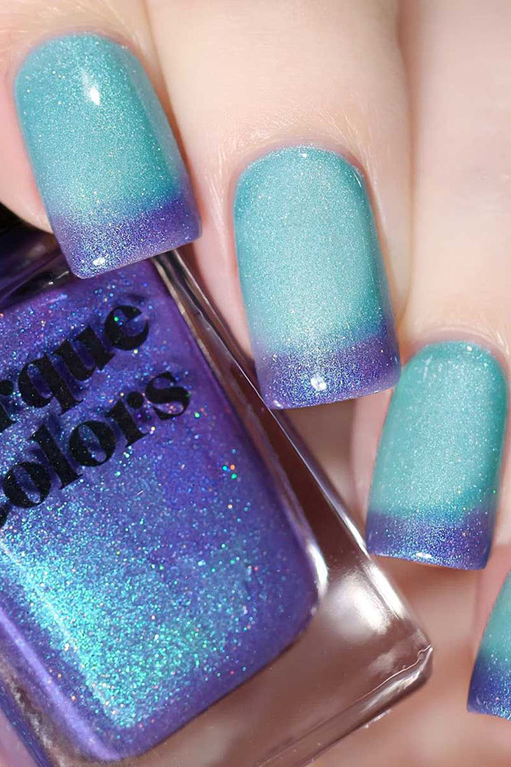 Cirque Colors Luna color-change preview captures cold violet shift and warm turquoise glow.