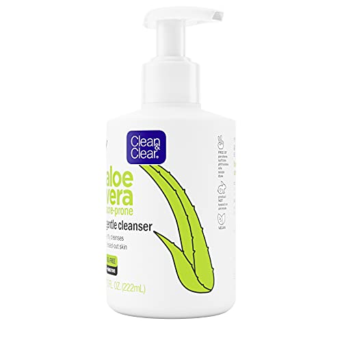 Clean & Clear oil-free formula illustration highlights non greasy finish for acne-prone skin.