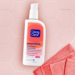 Clean & Clear Essentials Pro-Vitamin B5 hydration feature in moisturizer for refreshed skin.