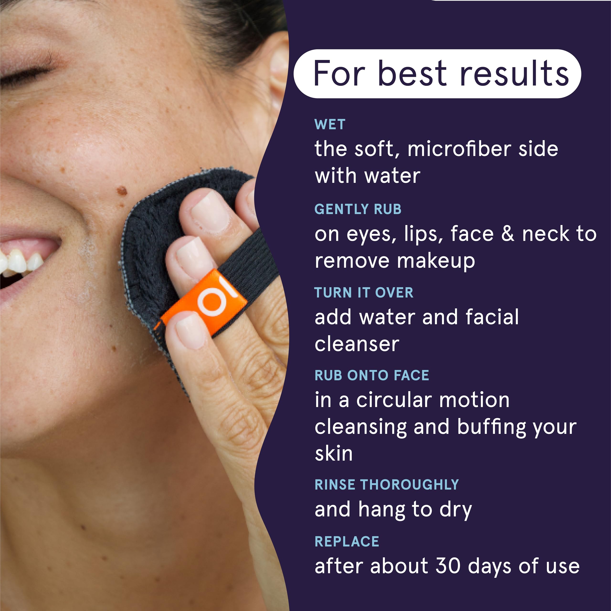 CleanLogic makeup remover pads for quick cleansing and refreshing skin