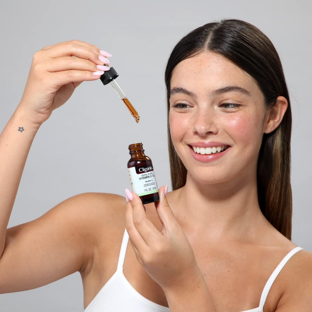 Cliganic Vitamin E Oil label with organic certifications