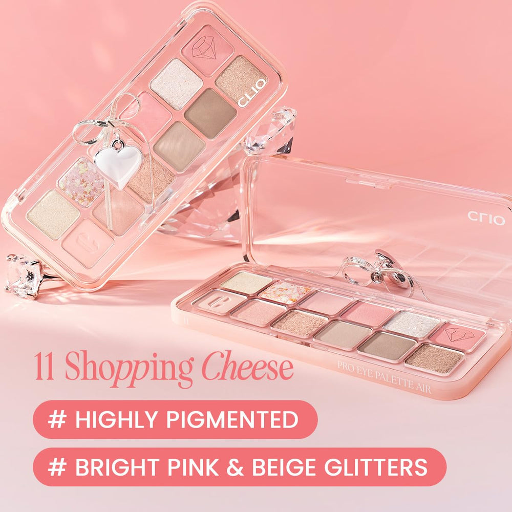 CLIO PRO EYE PALETTE AIR glitter shimmer and matte finishes for textured looks.