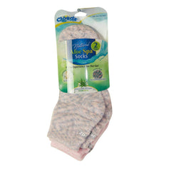 Cloudz aloe-vera-infused socks close-up gentle moisture for nourished skin
