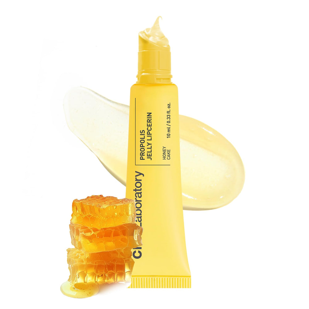CNP Propolis Jelly Lipcerin 01 Honey Cake application shows glossy, hydrated lips for daily wear.