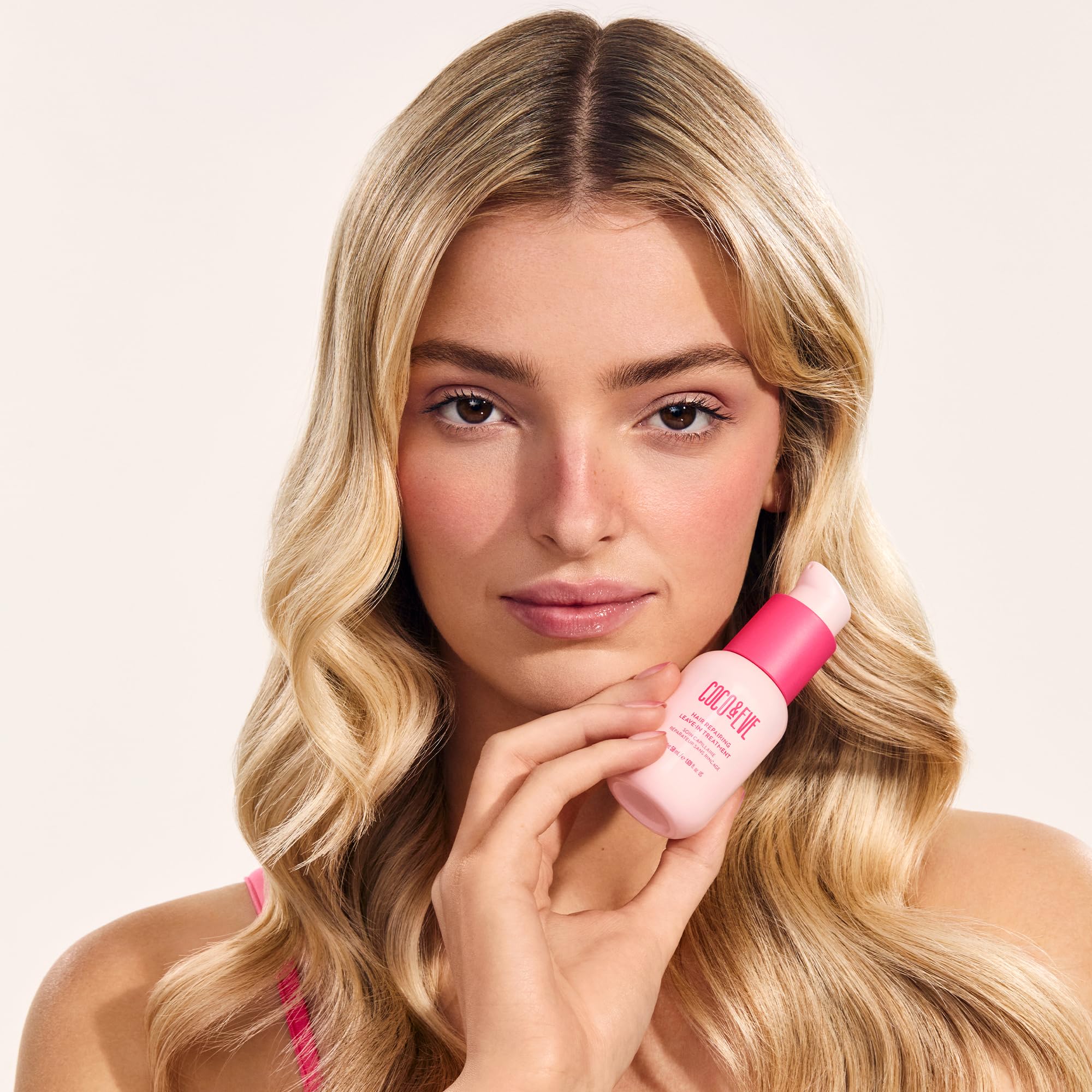 Coco & Eve on-hair strands shows improved manageability and smoothness.