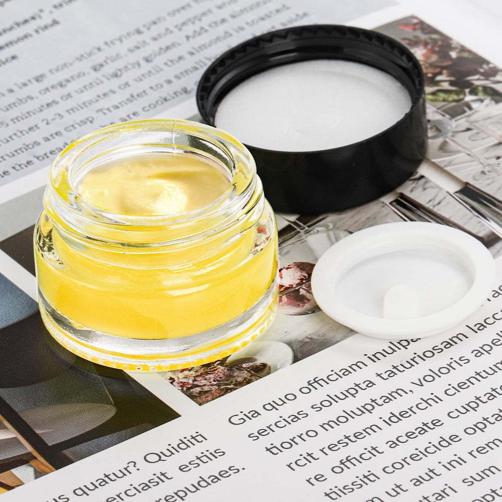 Coloch 5ml glass jar shows contents clearly for easy portioning.