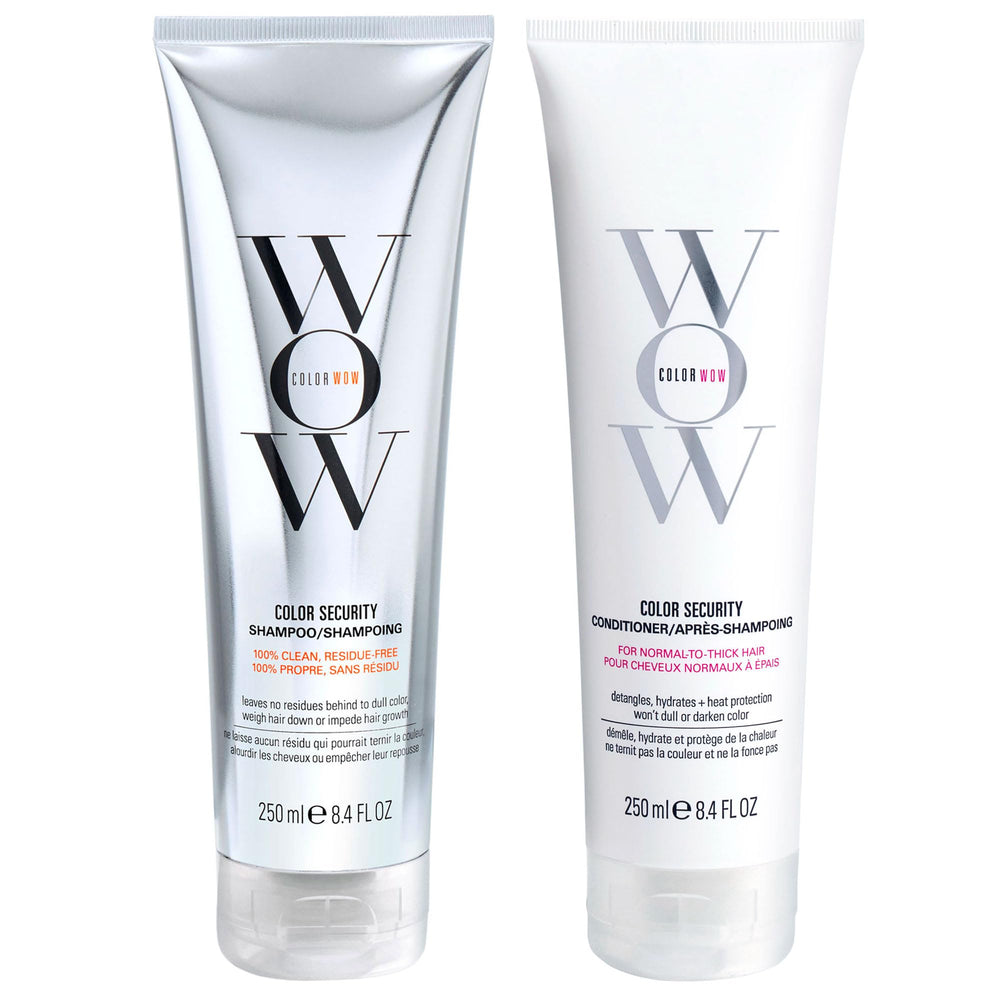 COLOR WOW Dream Clean Duo bottle pour shows easy rinse and color protection.