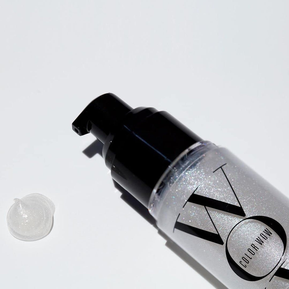 COLOR WOW Pop Lock provides heat protection across three levels during styling