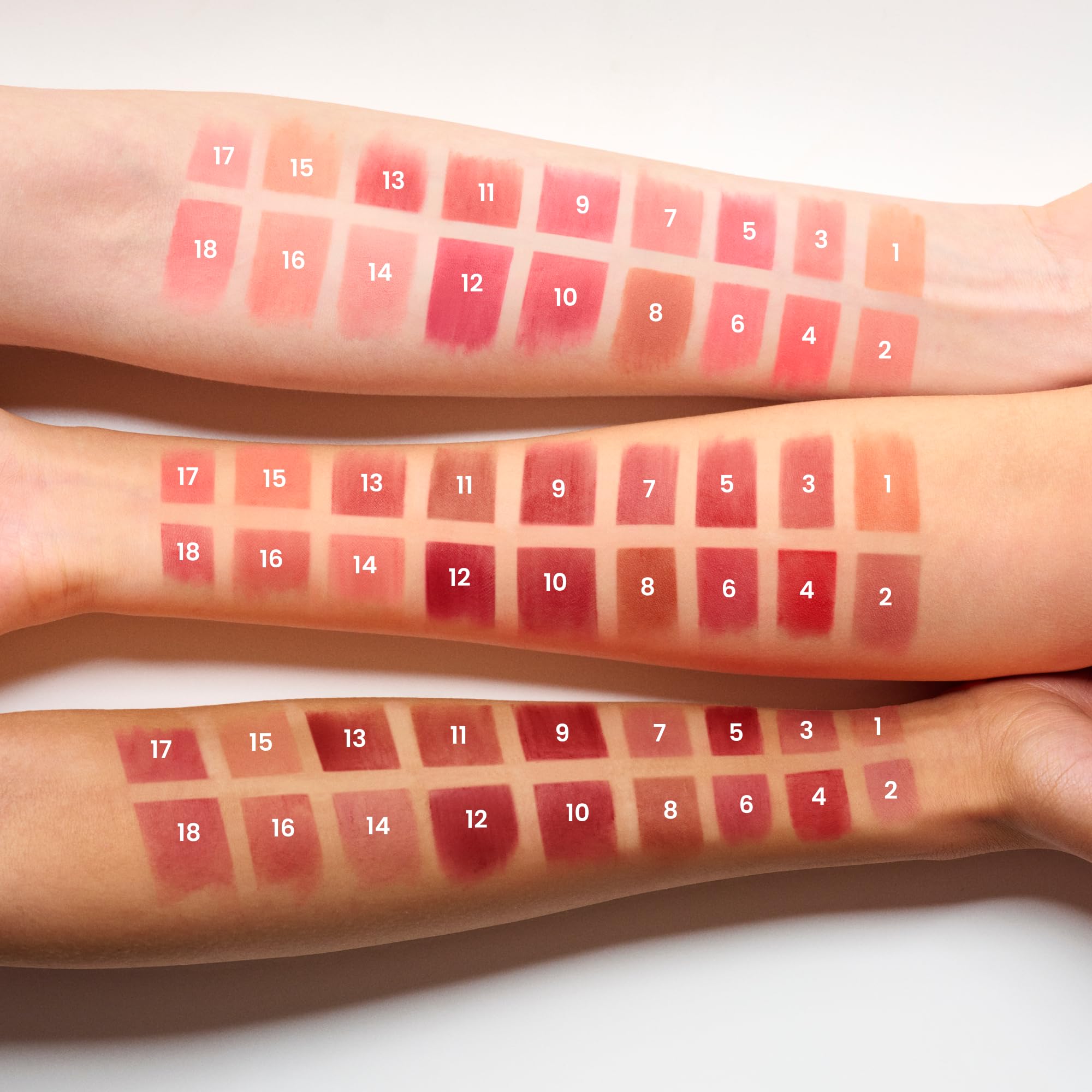 COLORGRAM Nude Blur Tint Romantic Coral no-transfer formula shown during wear.