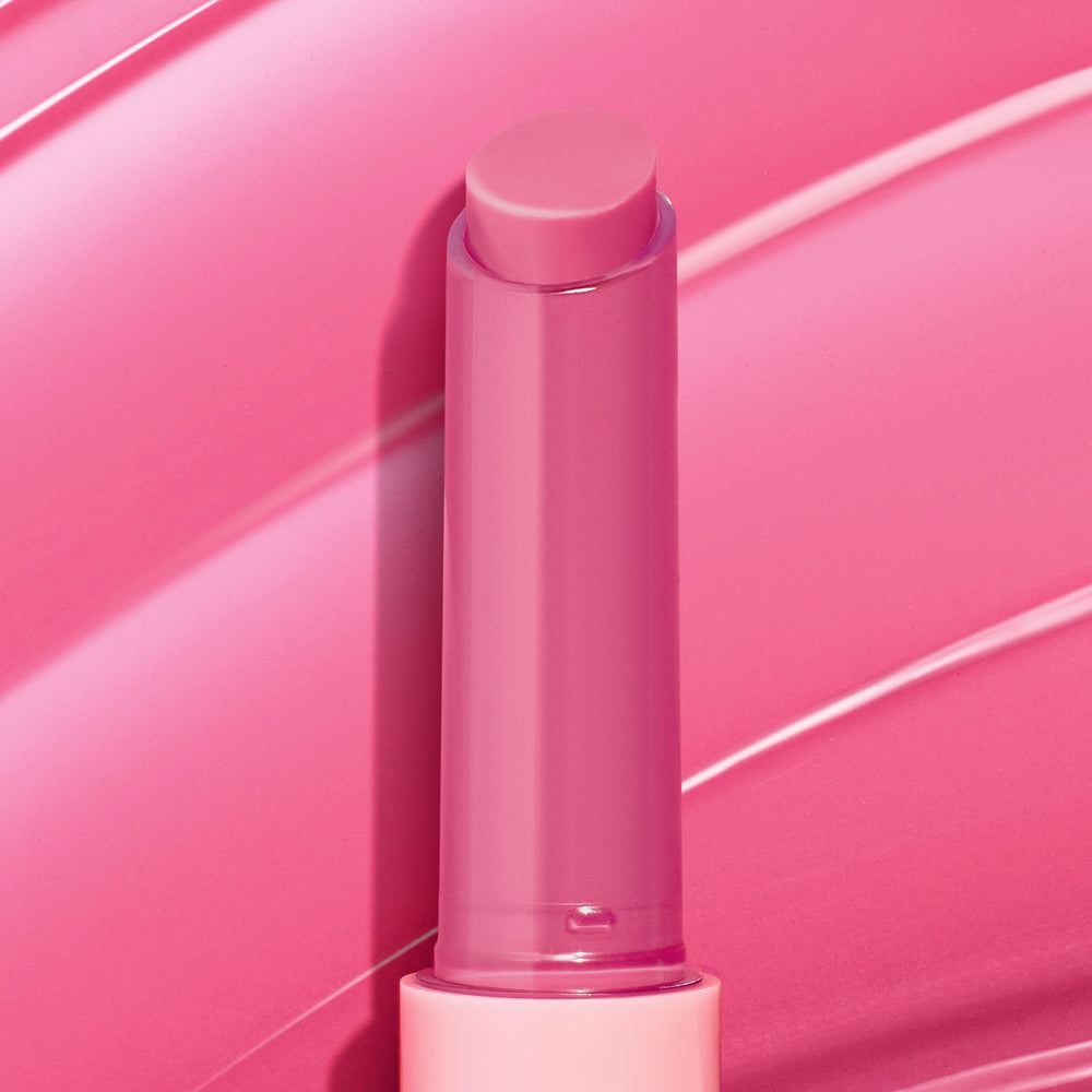 ColourPop So Juicy Dolled Up wand application demonstrates smooth, precise gloss application.