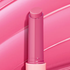 ColourPop So Juicy Dolled Up wand application demonstrates smooth, precise gloss application.