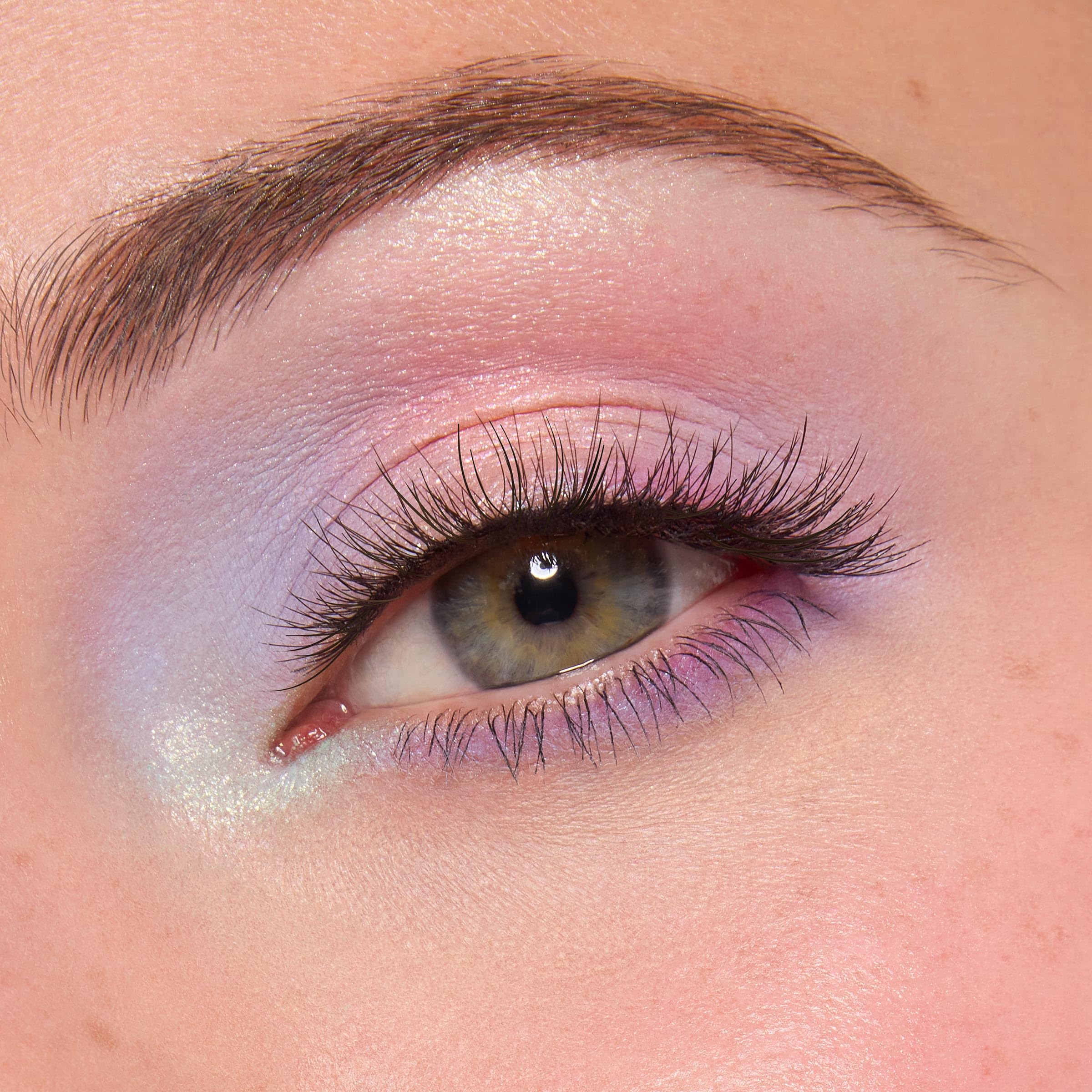 ColourPop Stitch Beach Dreamin metallic shimmer delivers eye catching glow with long wear.