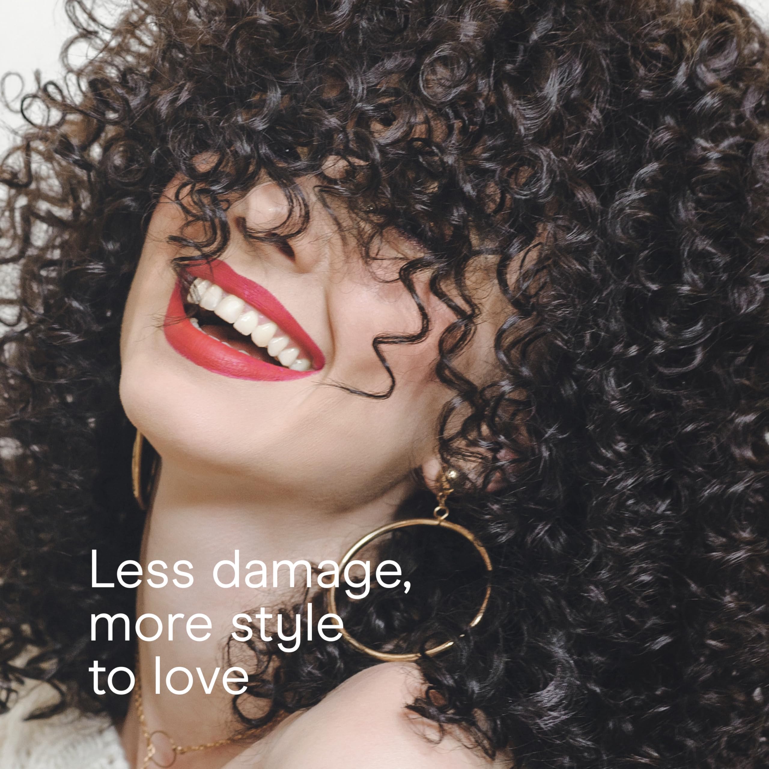 Conair Infiniti Pro FloMotion Pro ionic technology reduces frizz for smoother hair.