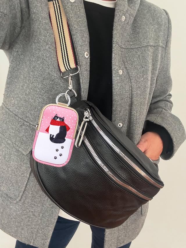 COOKOOKY compact bag with zipper detail ideal for keys, cards, and small items