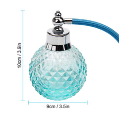 Coolrunner blue atomizer in action delivering a smooth spray without spill during travel