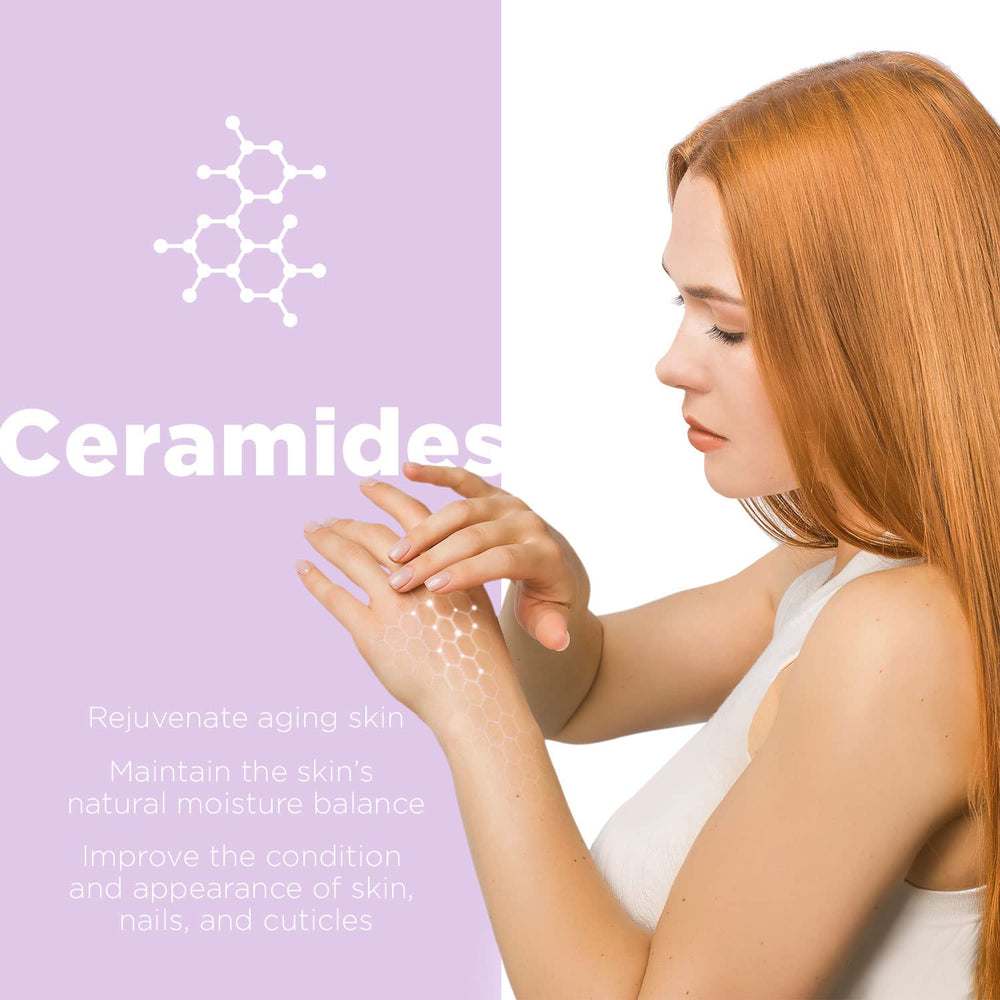 Cosmétiques Créatifs shea butter and ceramides blend softens and shields skin.