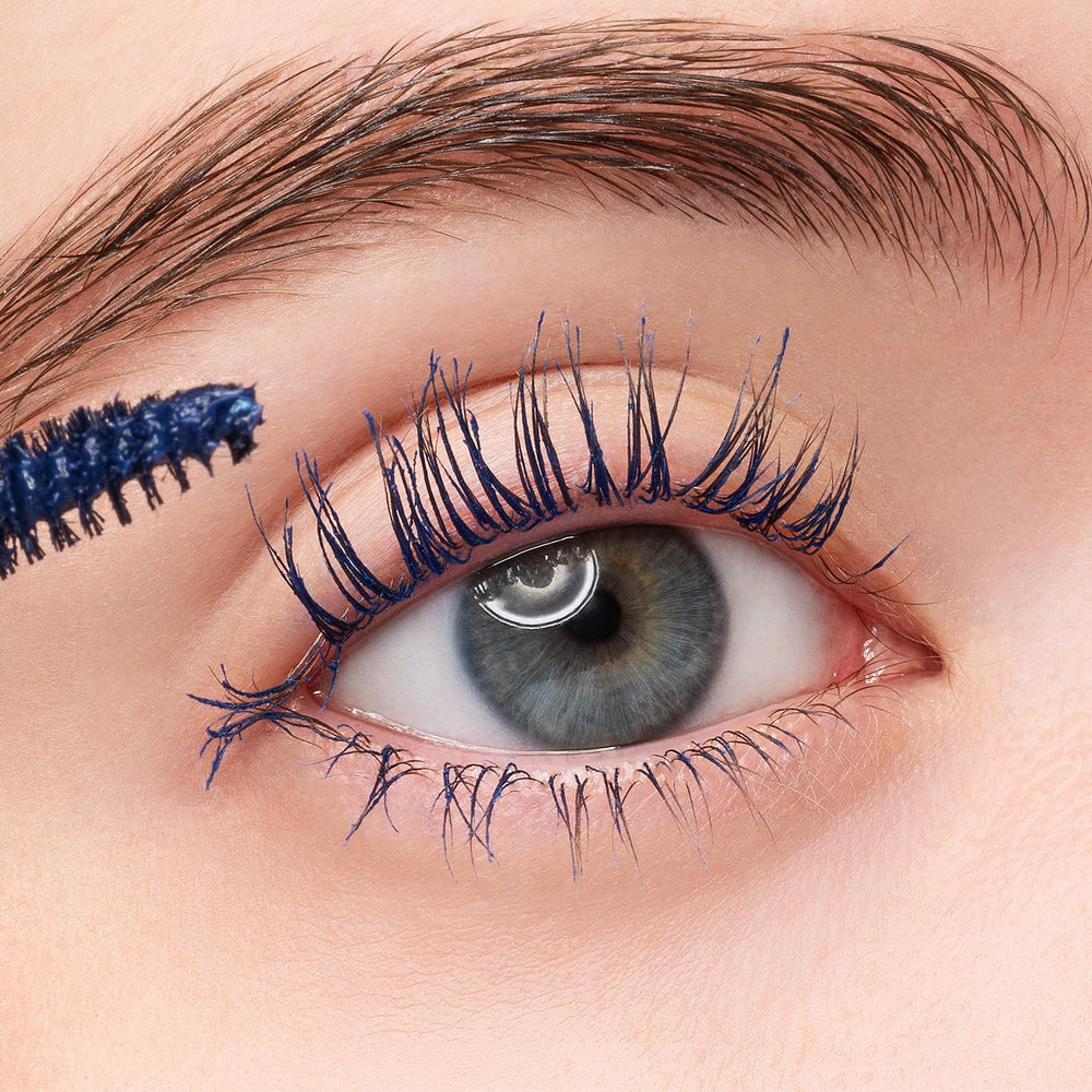 COSNORI royal blue swatch shows rich pigment on skin.