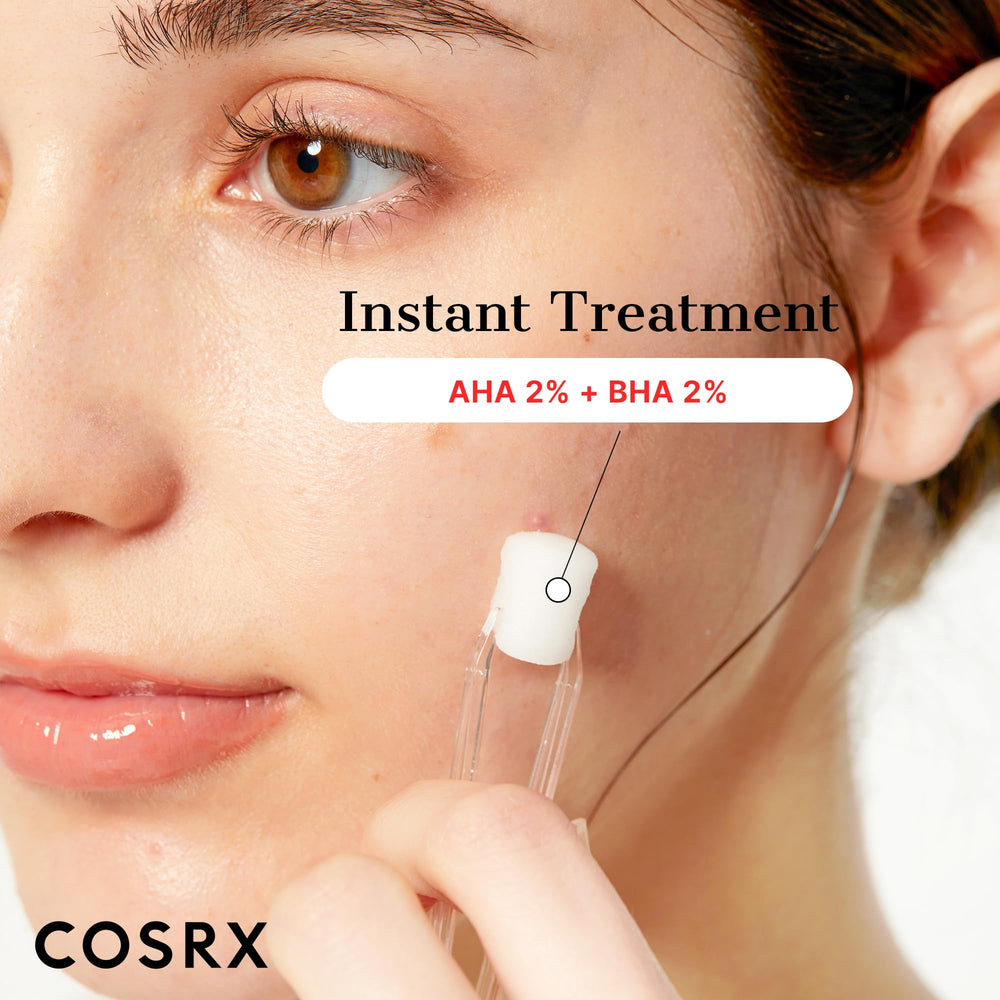 COSRX serum absorption image demonstrates fast, hygienic delivery to problem areas.