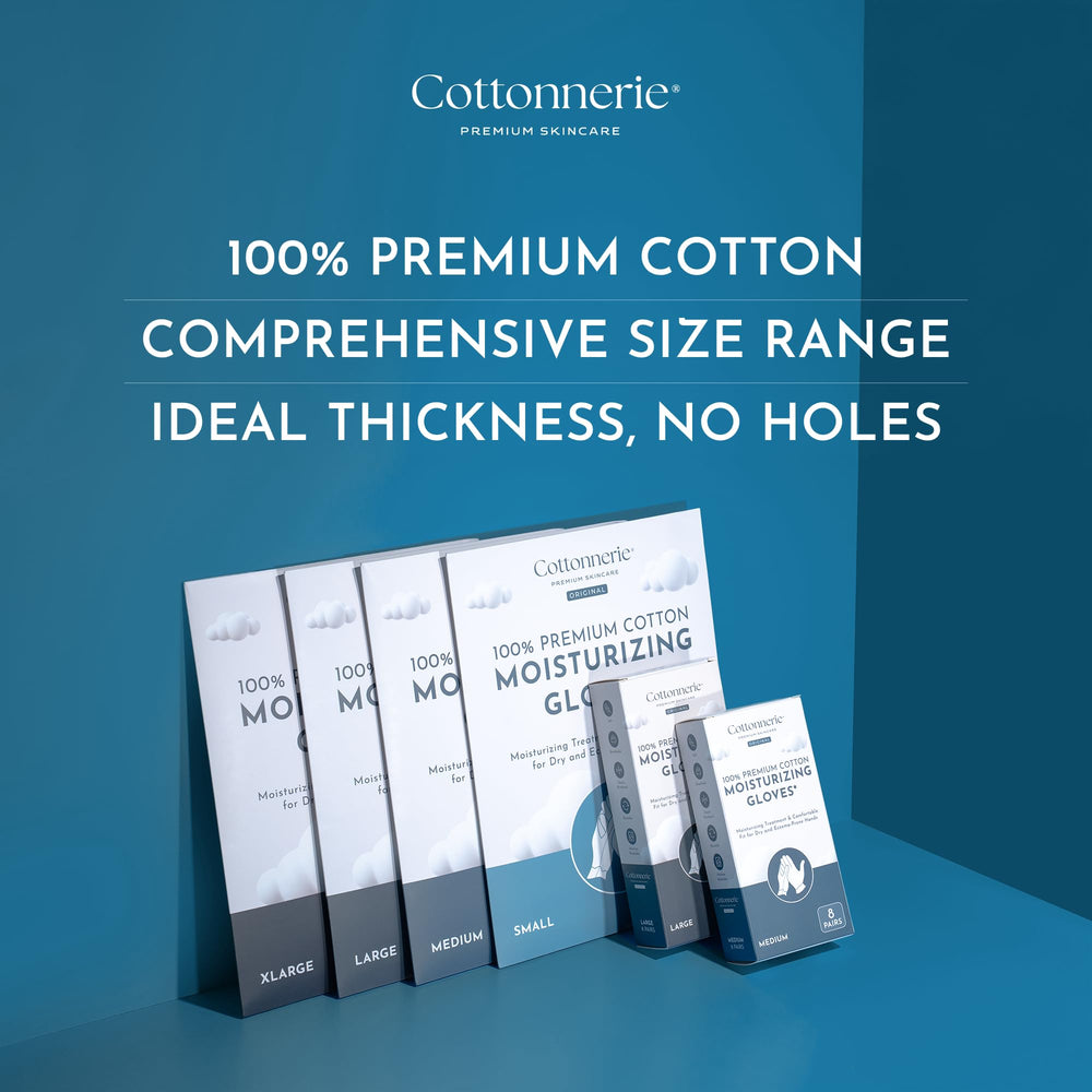 Cottonnerie Original gloves on hand reveal breathable 100% cotton comfort.