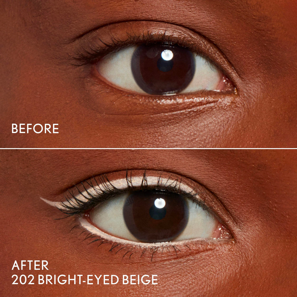 CoverGirl Perfect Point Plus Lashline acabado resistente al agua para todo el día.