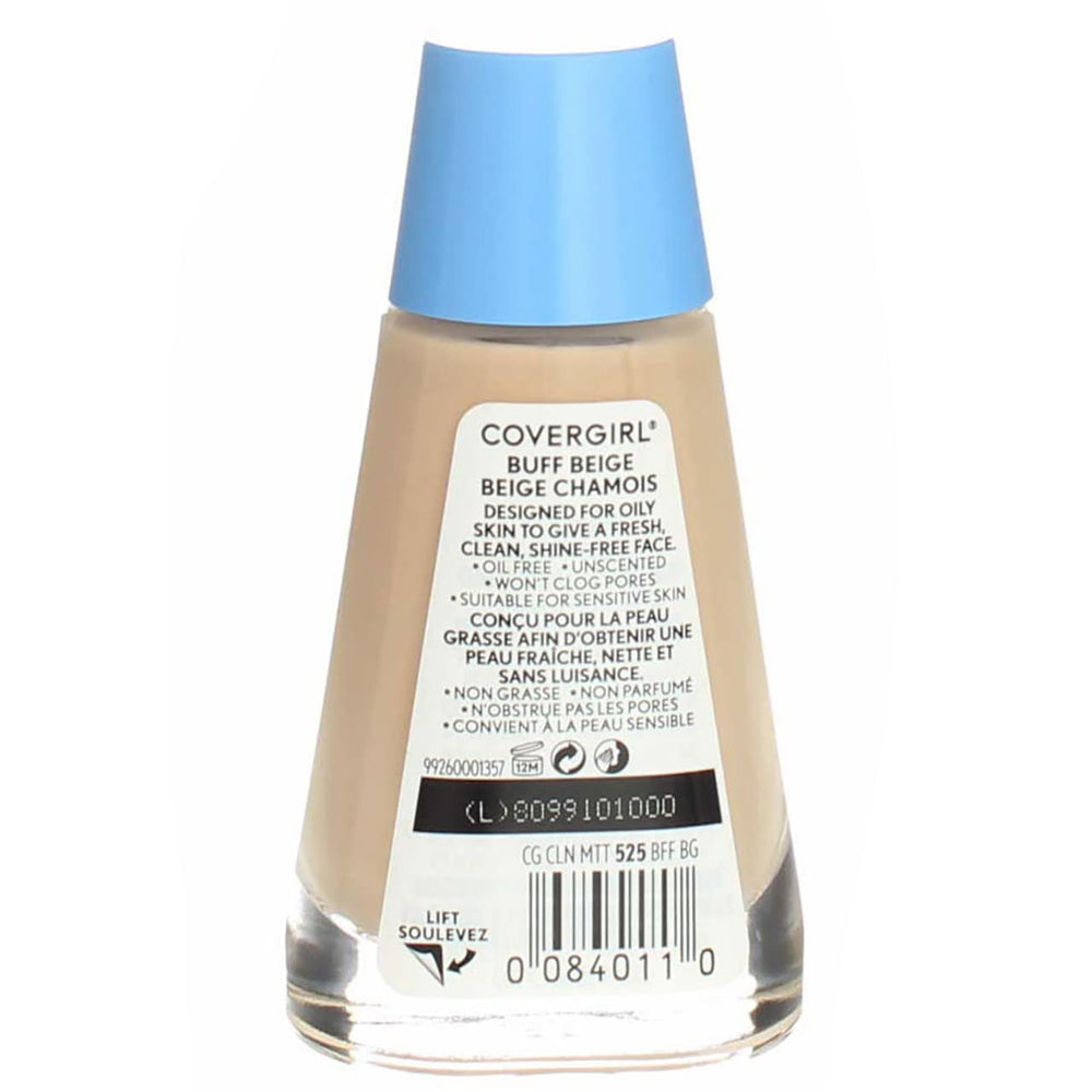 CoverGirl Clean Oil Control Liquid Makeup brush-application demonstrates seamless blending