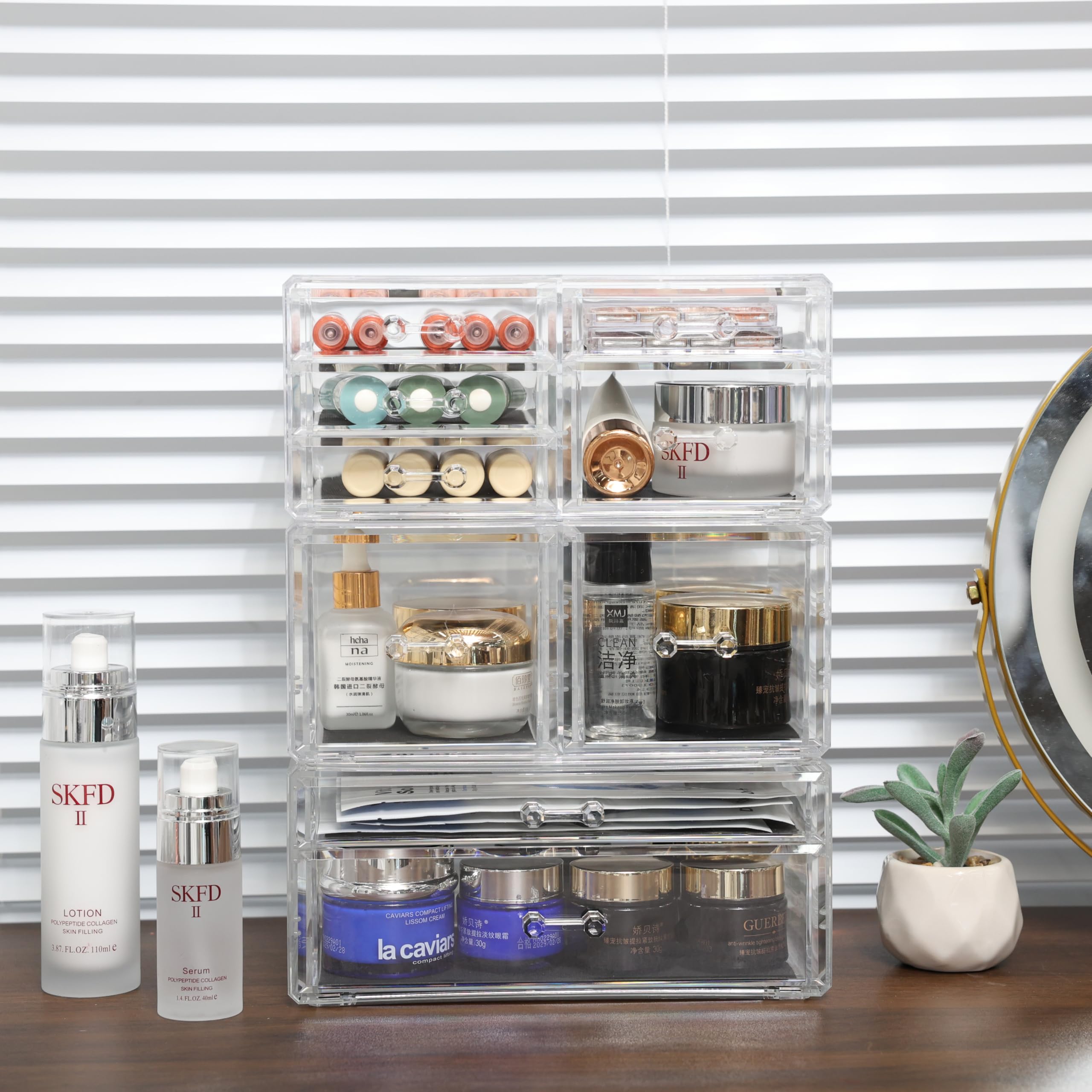 Cq acrylic versatile organizer stores craft, pens, and office supplies.