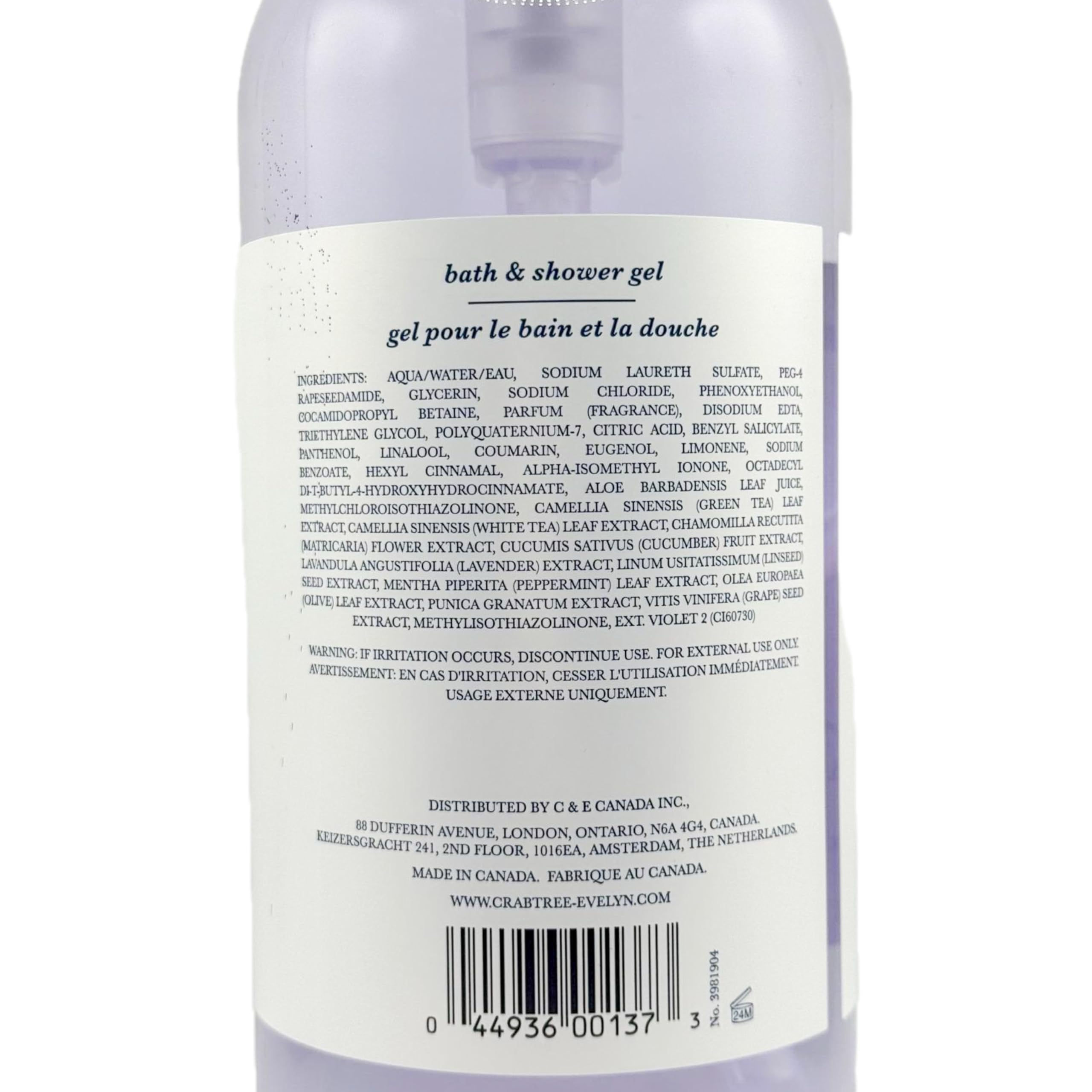 Crabtree & Evelyn Nantucket Briar bottle design adds refined bathroom decor.