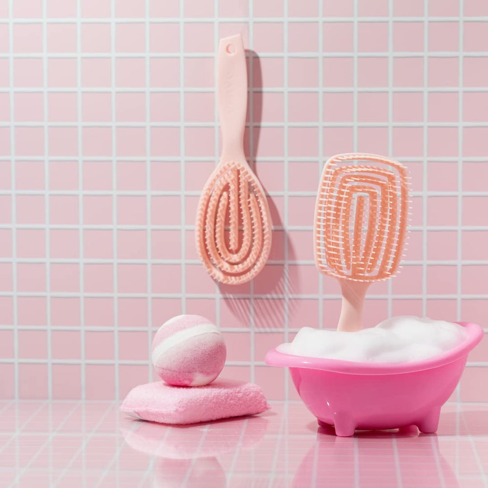 Crave Naturals FLEX DMC detangling brush side profile showing rounded contact surface.