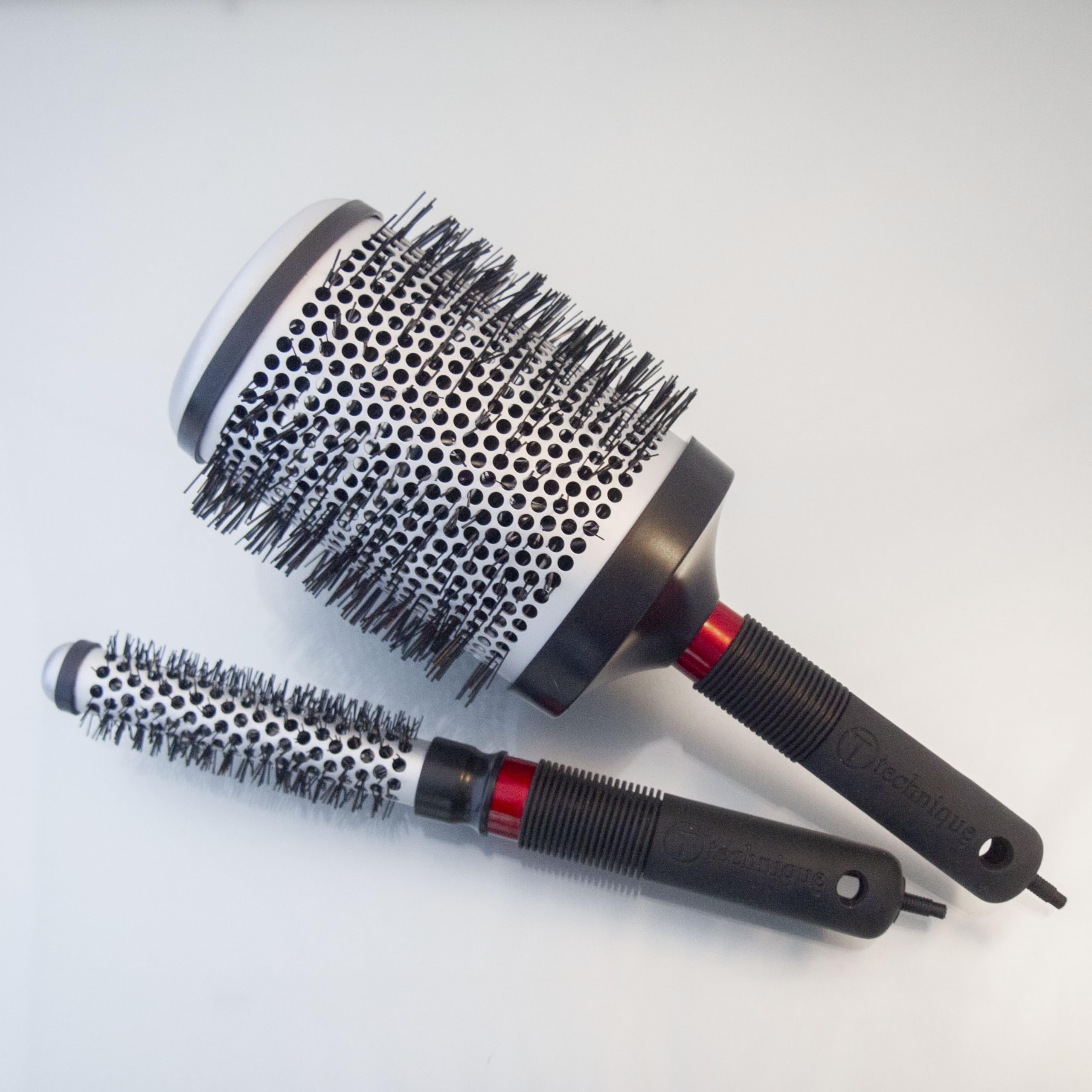 CRICKET Technique 300 used with a blow dryer for smooth, styled results