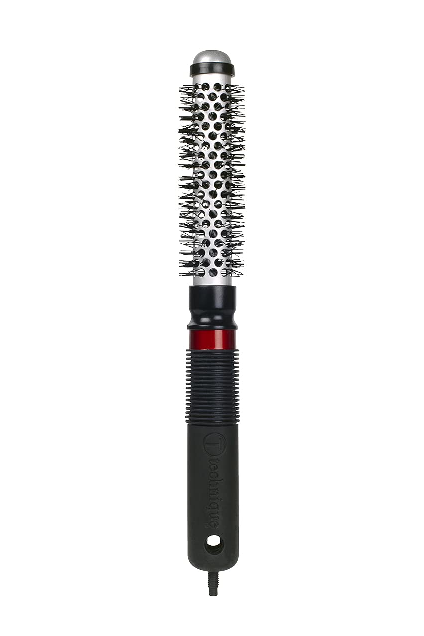 CRICKET Technique 300 non-slip-handle shown for comfortable longer styling sessions