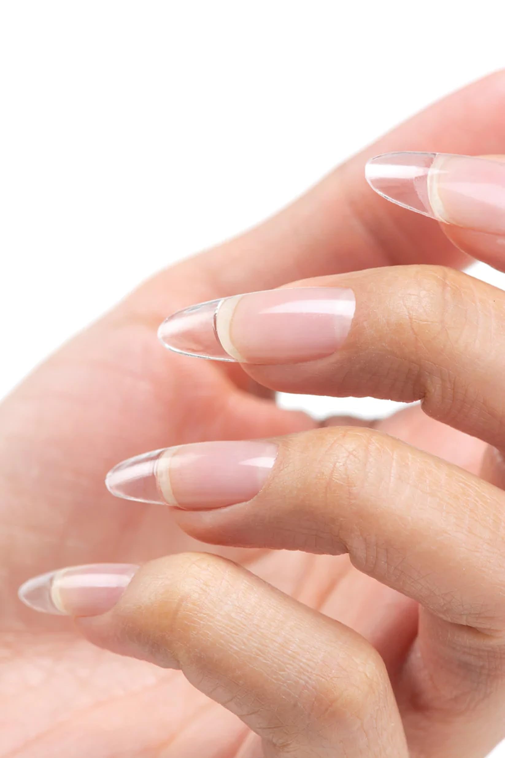 Cuccio Pro Builder Gel strengthens natural nails and supports growth after extensions removal.