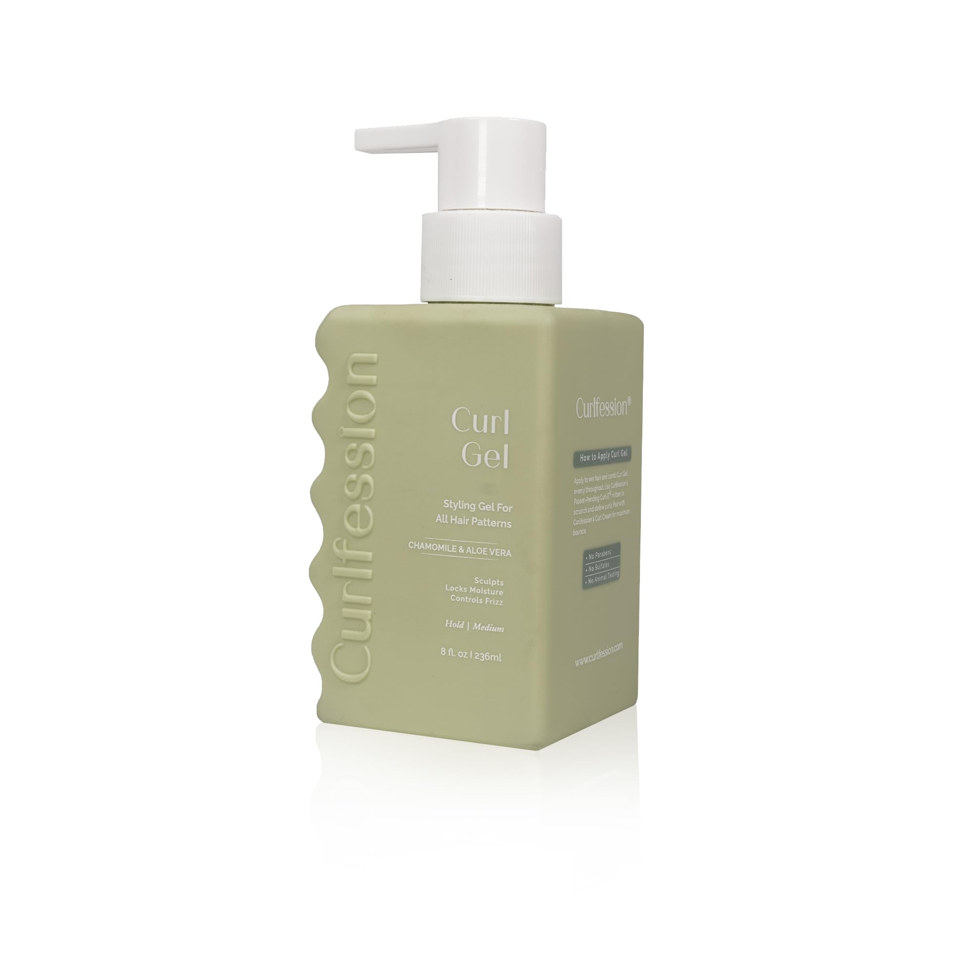 CURLFESSION Curl Gel being evenly distributed through hair
