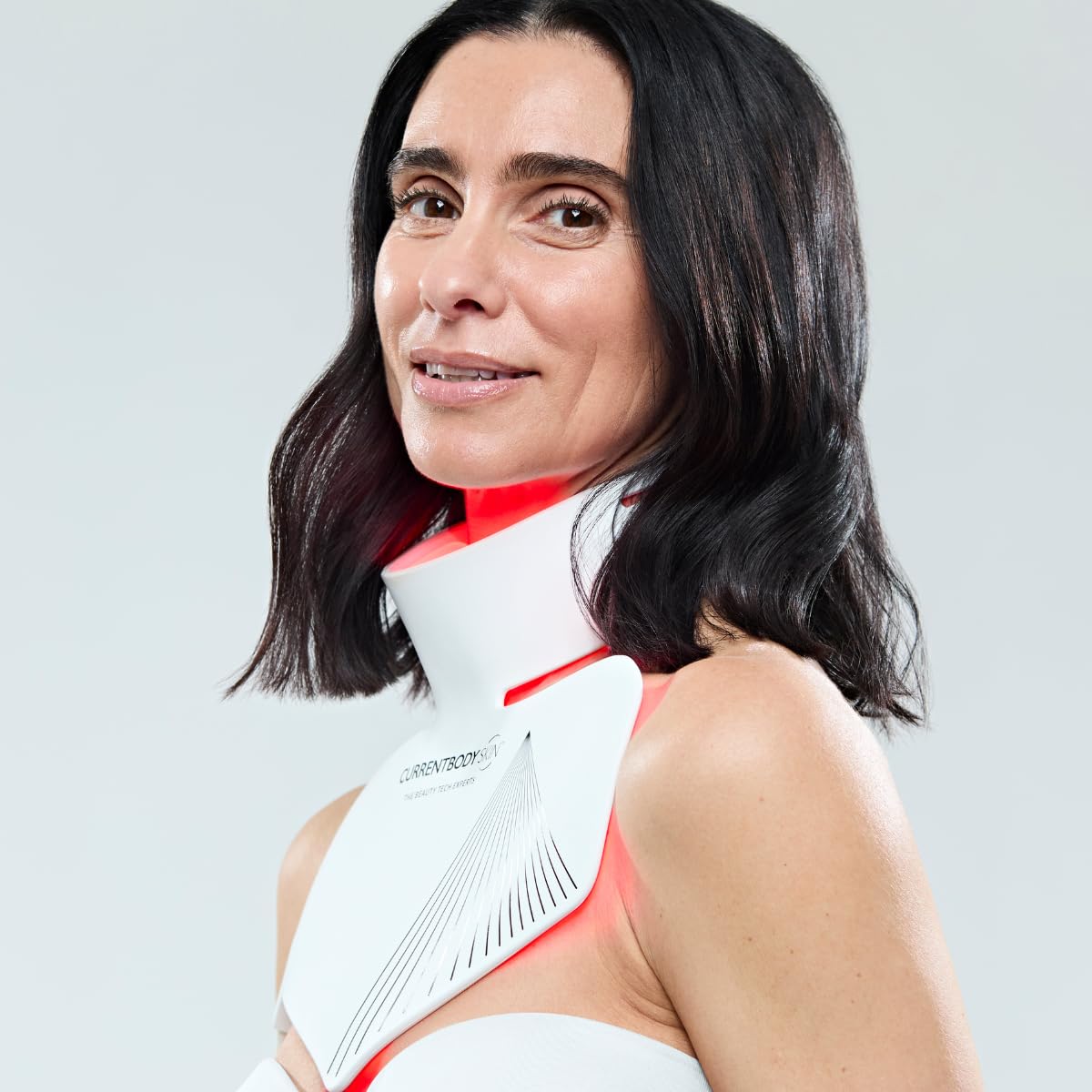 CurrentBody Skin LED Neck Décolletage Mask Series 2 Veritace card test results for test-backed insights