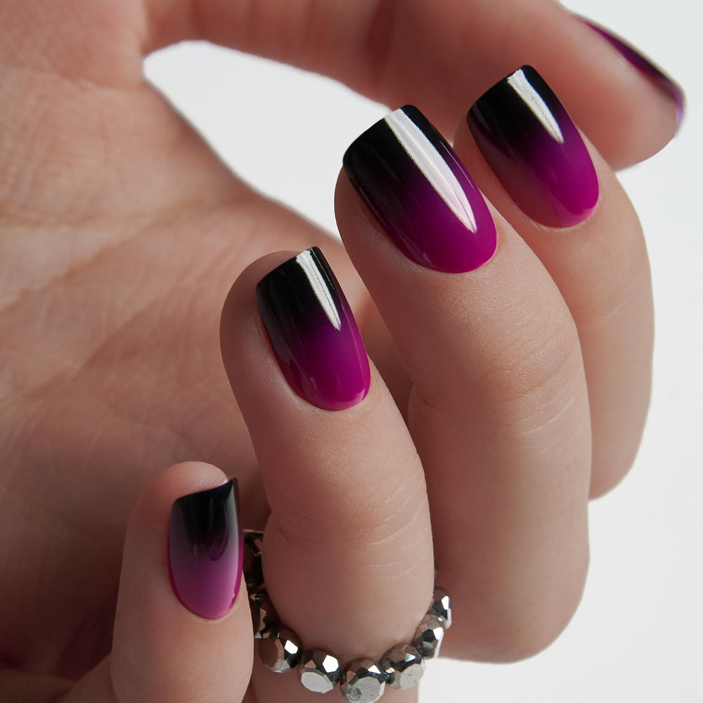 CurvLife 15-nail sizes tray enables customized fit