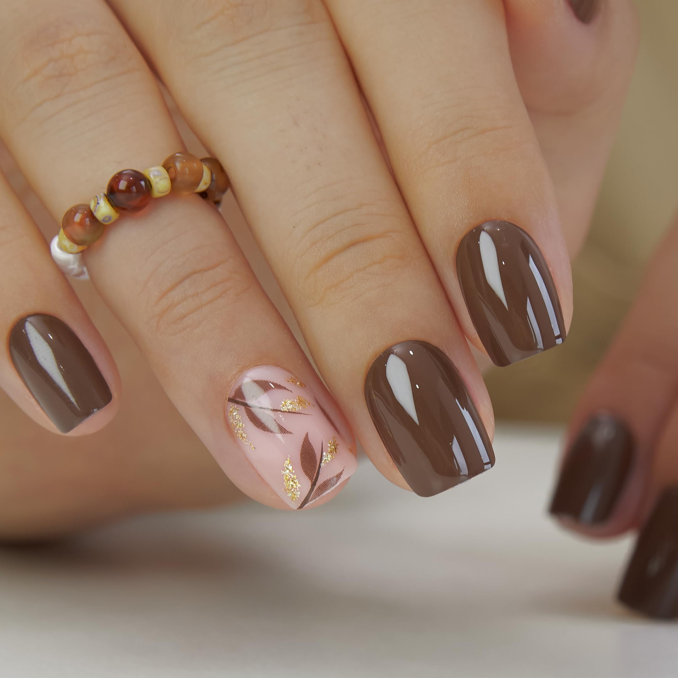 CurvLife 15-nail sizes with storage box deliver a customizable fit.