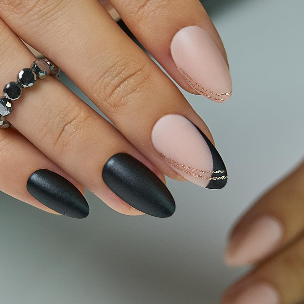 CurvLife 16-nail-size set for a fully custom, comfortable fit.