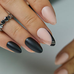CurvLife 16-nail-size set for a fully custom, comfortable fit.
