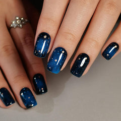 Curvlife nail glue and tabs included for secure all-day wear and versatility.