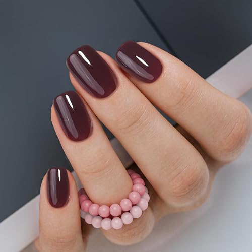 Curvlife press-on nails short wine-red design close-up showing durable gel finish for daily wear.
