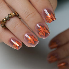 CurvLife short oval nails showcase natural feel, comfortable daily wear.