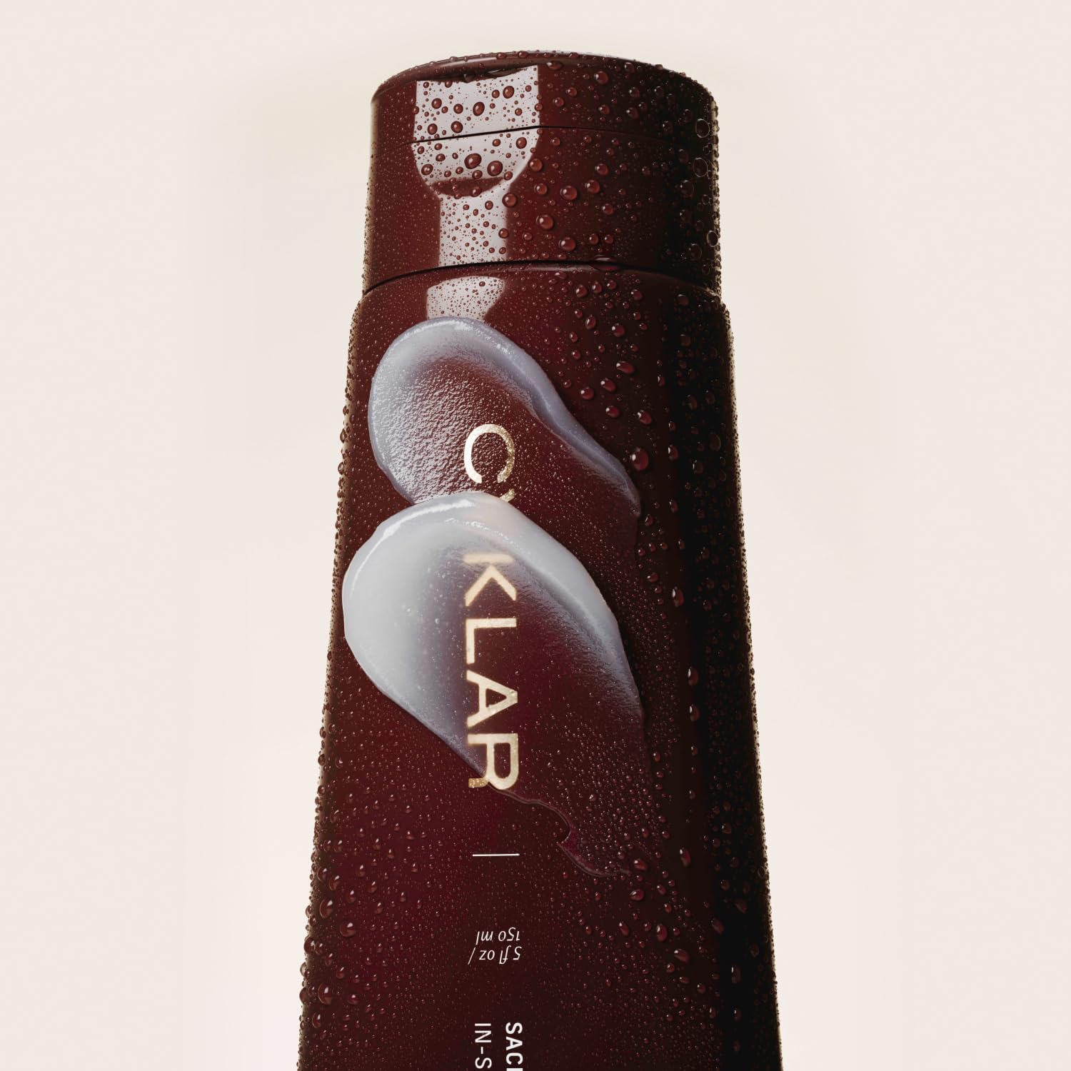 CYKLAR balm absorbing quickly without greasiness on skin.