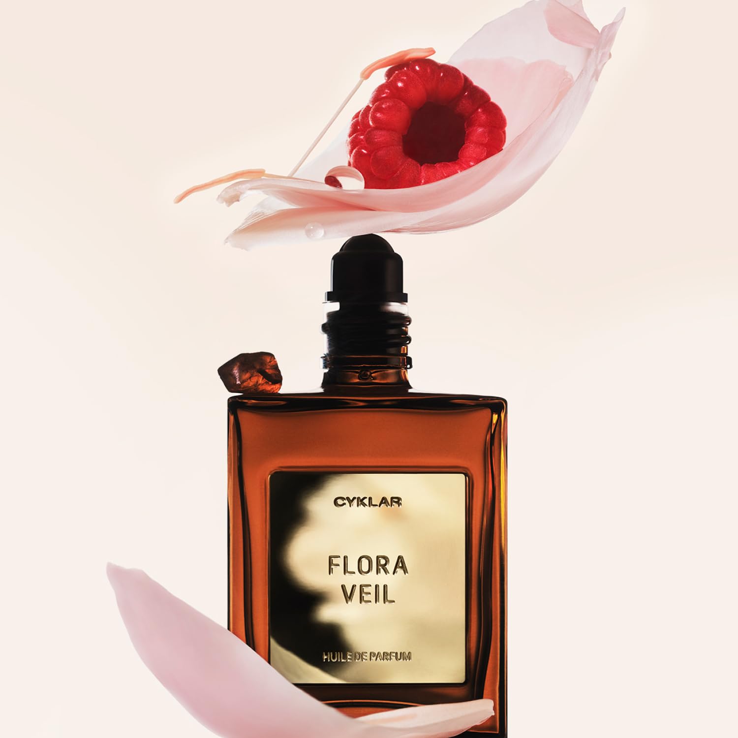 CYKLAR Flora Veil packaging display for easy browsing.