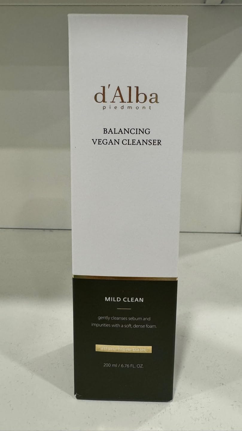 Vegan certification label indicating cruelty-free, clean formula.