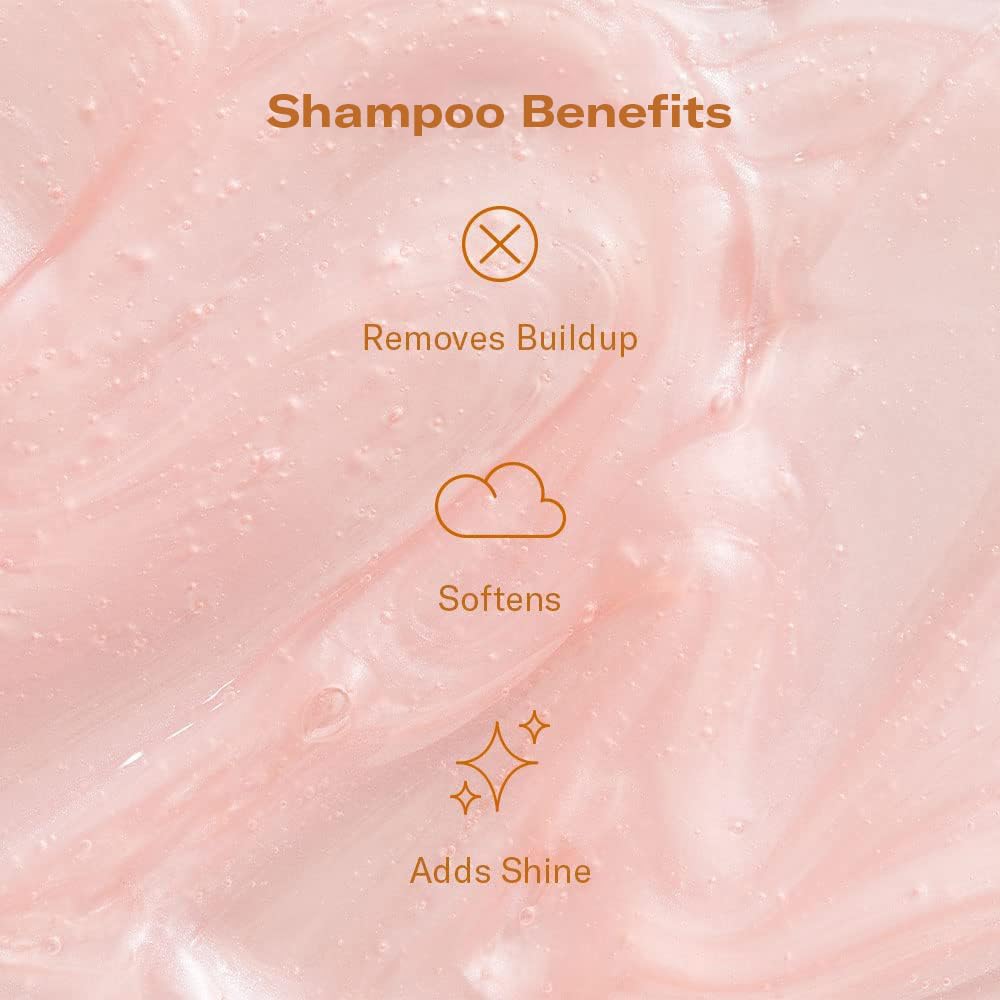 DAE Signature Duo Shampoo lather close-up highlights rich cleansing foam.